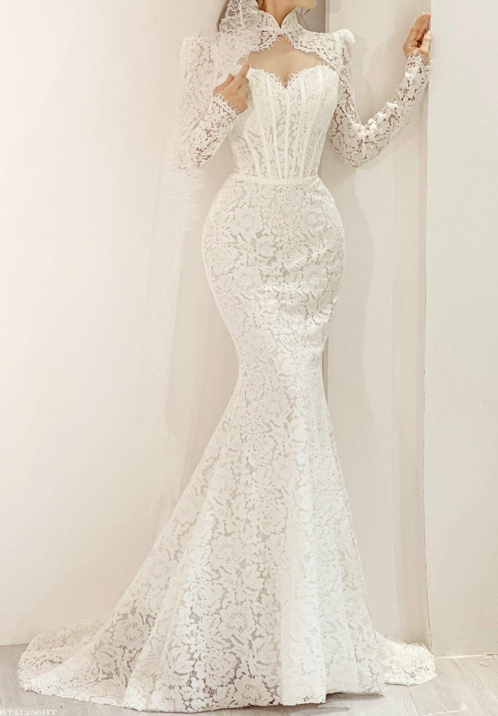 VC-518 | Wedding dress