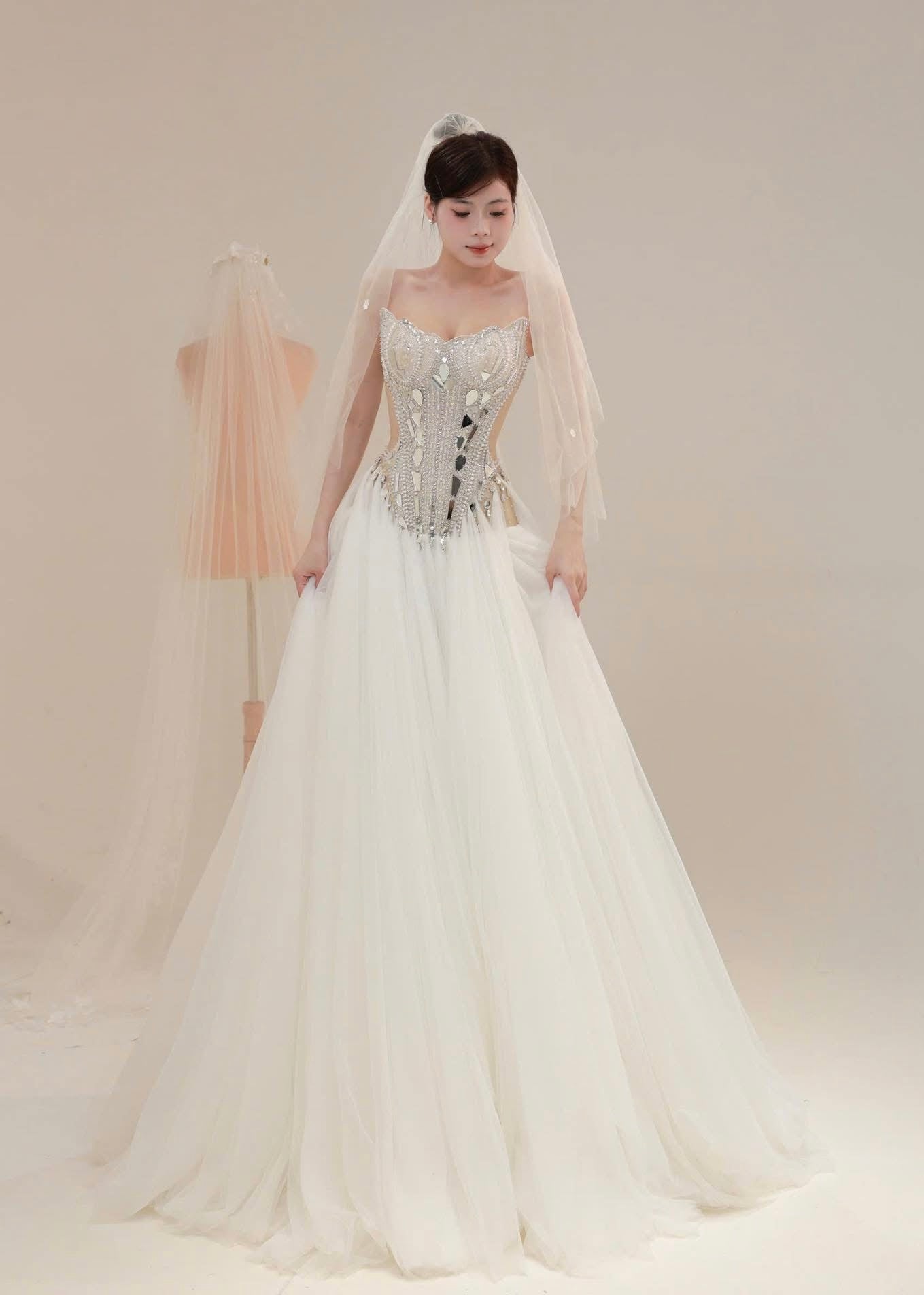 VC-991 | Crystal Symphony Gown