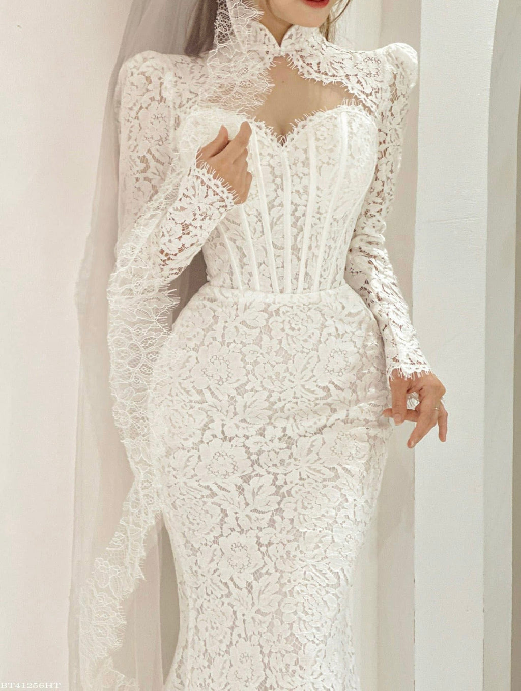 VC-518 | Wedding dress