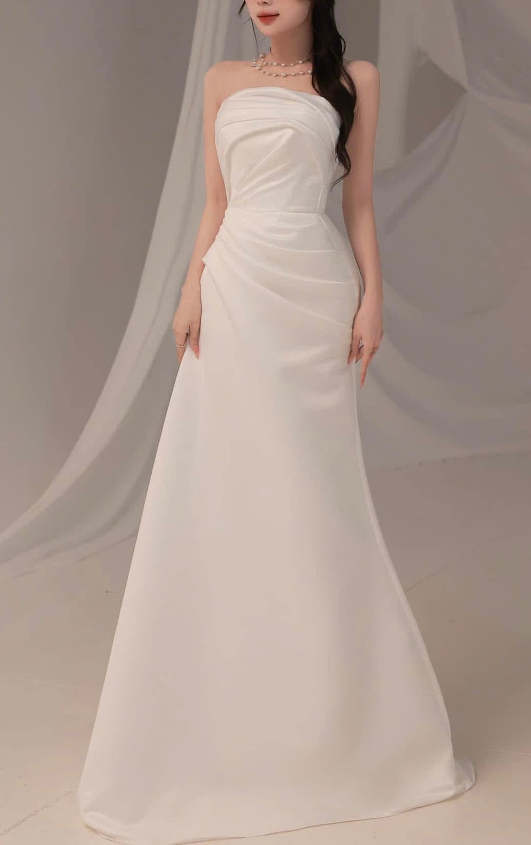 VC-899 | Satin Gown