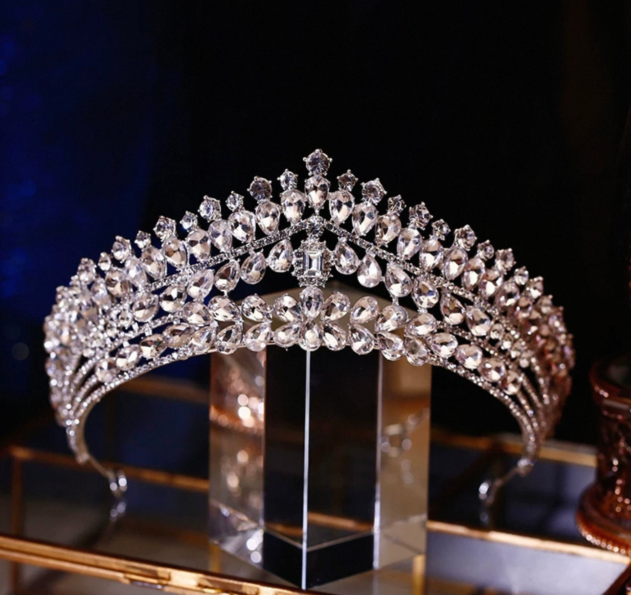 VM-713-2 | Royal Crystal Statement Bridal Tiara