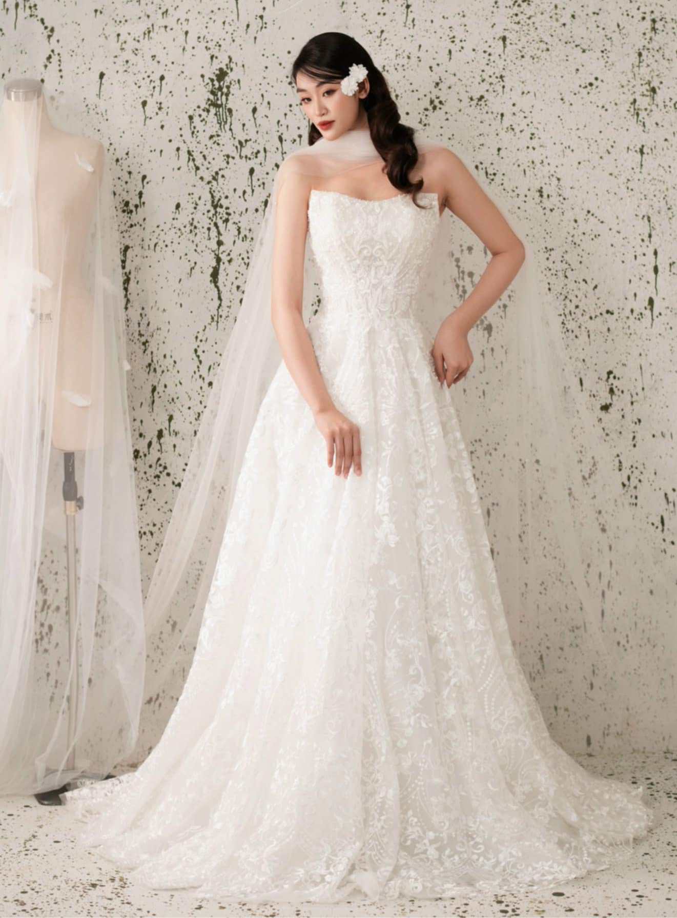 VC606 | Wedding dress
