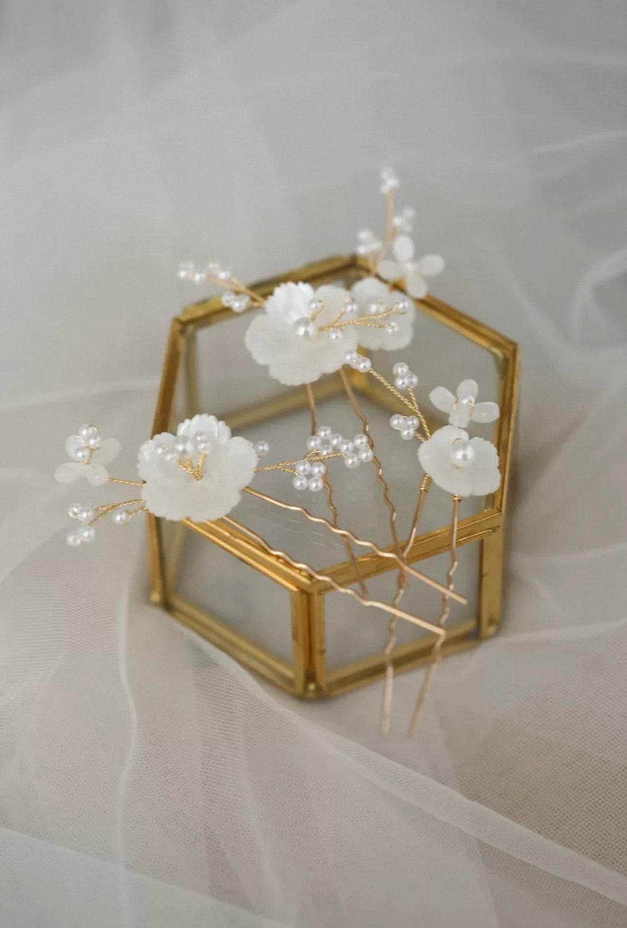 HCD-370-2 | Petite Pearl Blossom Hair Pin Set (3pcs)
