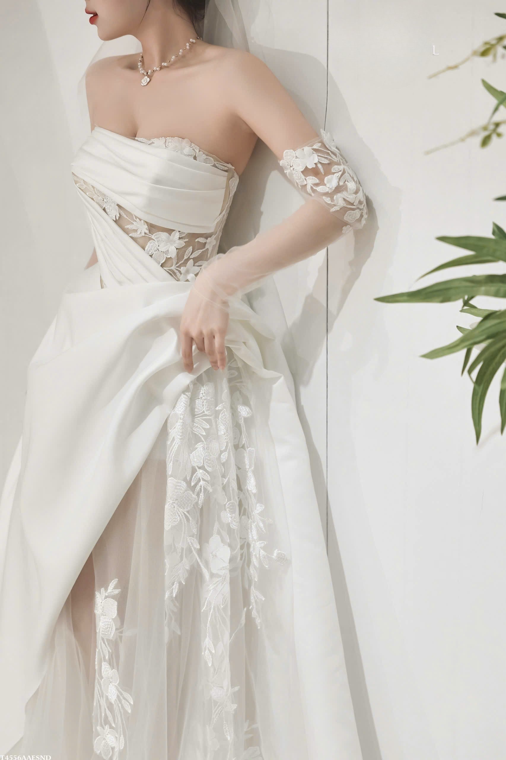 VC-502 | Wedding dress
