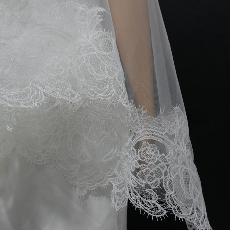 VN-912-10 | Classic Lace-Edged Bridal Veil
